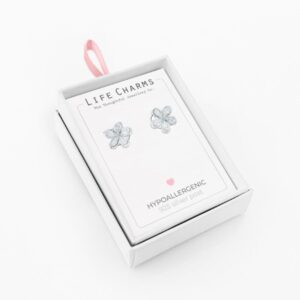 Flower silver studs